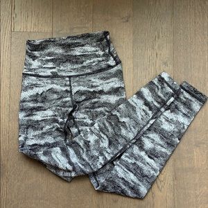 lululemon athletica Pants - Black and White Lululemon Leggings lululemon athletica Pants - Black and White Lululemon Leggings